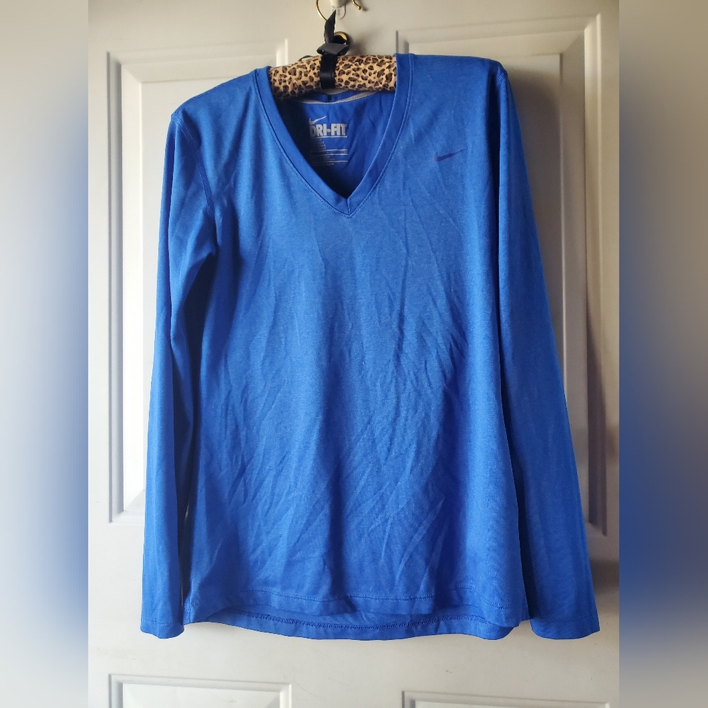 Nike Dri-Fit long sleeve. Blue. Size Small.